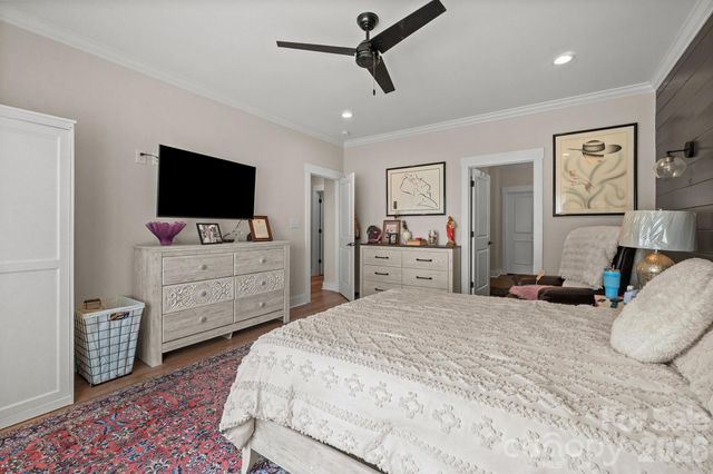 160 Mullis Road, Harmony, NC 28634