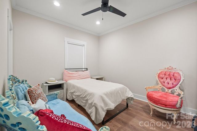 160 Mullis Road, Harmony, NC 28634
