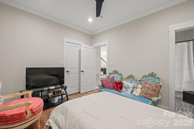 160 Mullis Road, Harmony, NC 28634