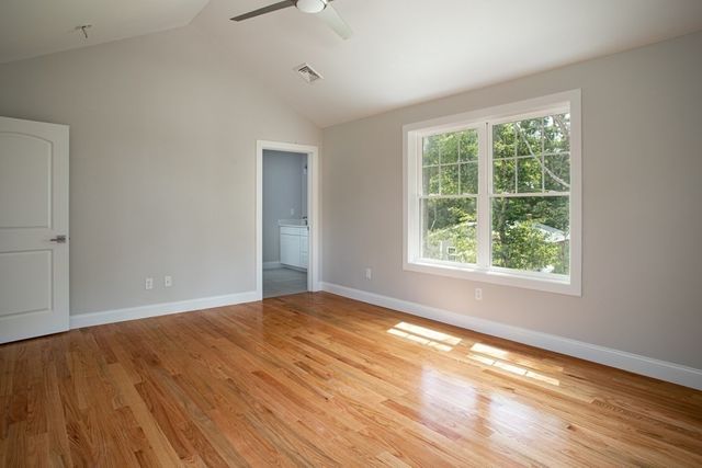 7 Julia Lane, Freetown, MA 02702