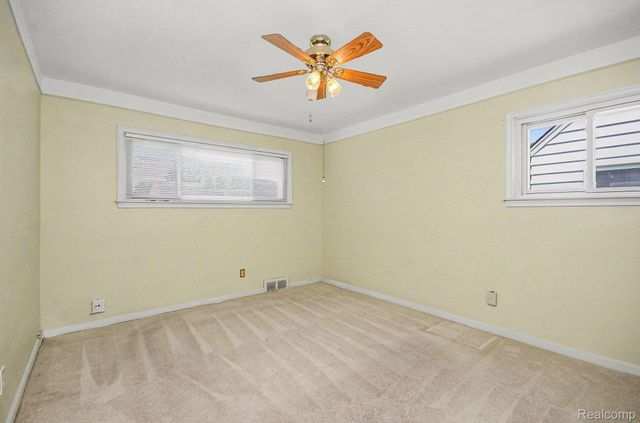 29217 Dembs Drive, Roseville, MI 48066