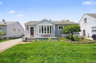 29217 Dembs Drive, Roseville, MI 48066