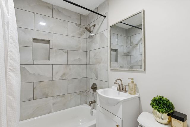 2151 S Waco Ave, Wichita, KS 67213