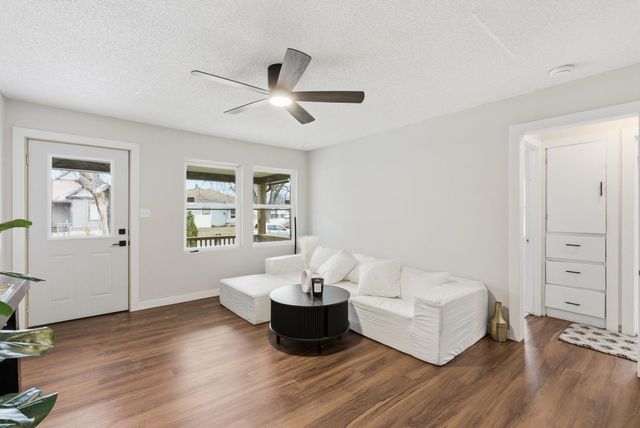 2151 S Waco Ave, Wichita, KS 67213