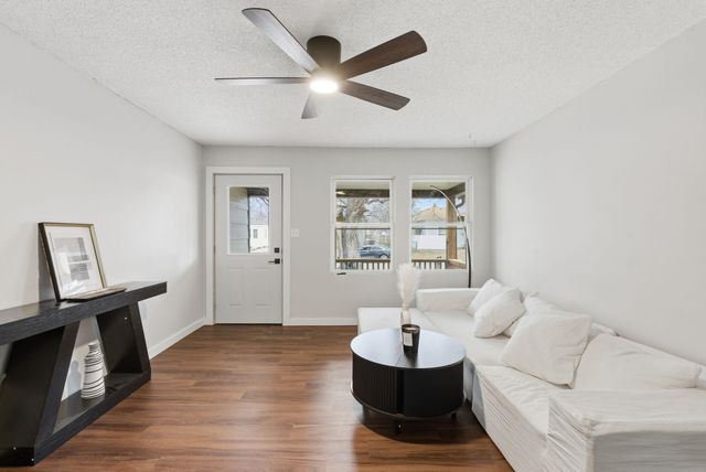 2151 S Waco Ave, Wichita, KS 67213