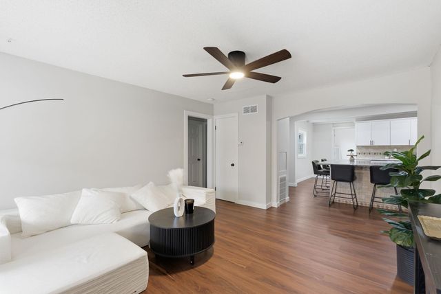 2151 S Waco Ave, Wichita, KS 67213