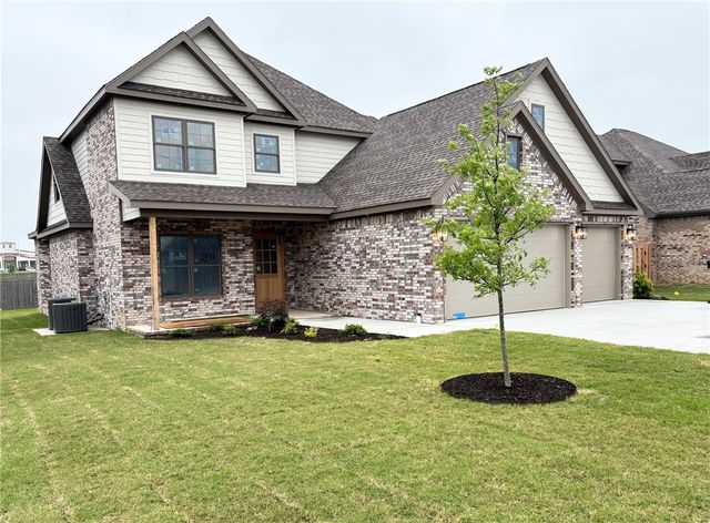 7841 Via Roma Avenue, Springdale, AR 72762