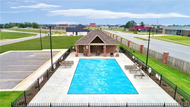 7841 Via Roma Avenue, Springdale, AR 72762