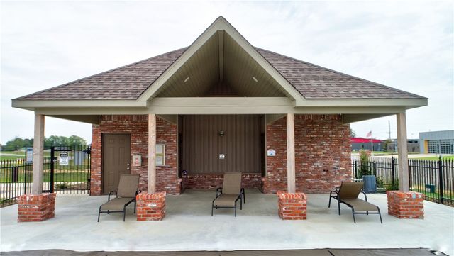 7841 Via Roma Avenue, Springdale, AR 72762