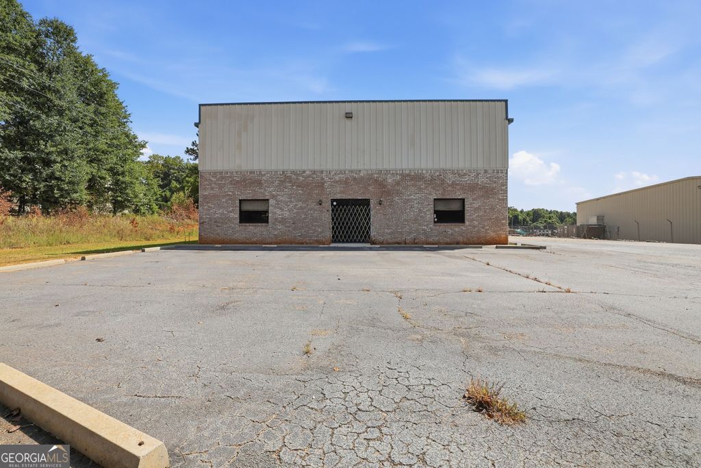 413 Shuford Street, Lavonia, GA 30553 — photo 2