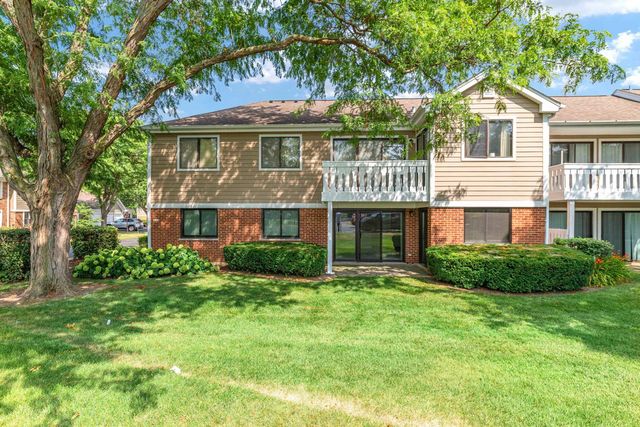 234 Deerpath Court D1, Schaumburg, IL 60193