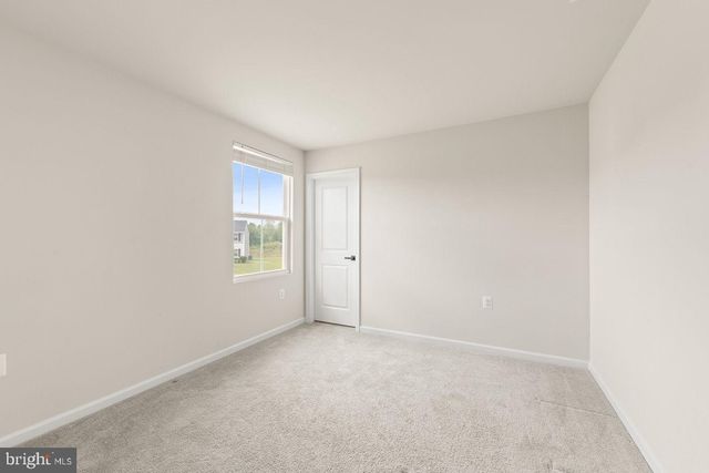 498 SWITCHGRASS CT, Bunker Hill, WV 25413
