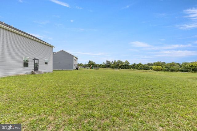 498 SWITCHGRASS CT, Bunker Hill, WV 25413