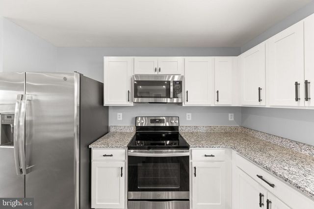 498 SWITCHGRASS CT, Bunker Hill, WV 25413