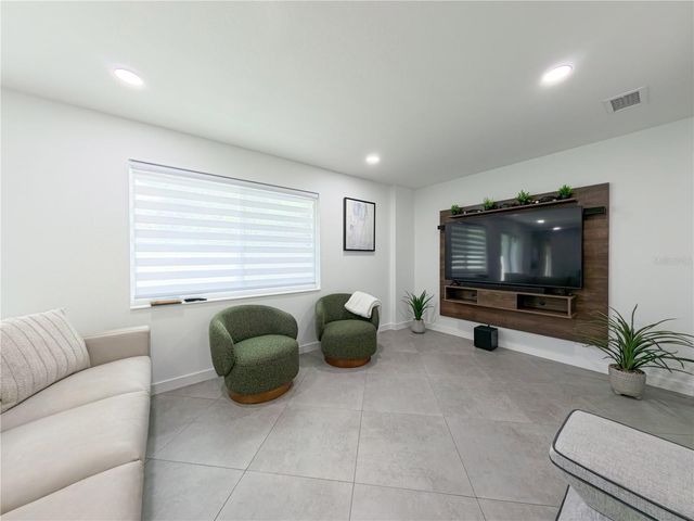 1446 ADMIRAL WOODSON LANE, Clearwater, FL 33755