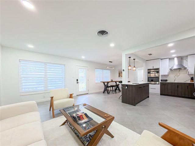 1446 ADMIRAL WOODSON LANE, Clearwater, FL 33755