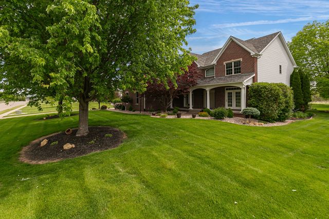 5091 PIGEON CREEK Trail, Bettendorf, IA 52722