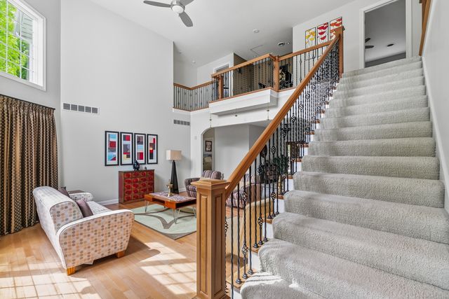 5091 PIGEON CREEK Trail, Bettendorf, IA 52722