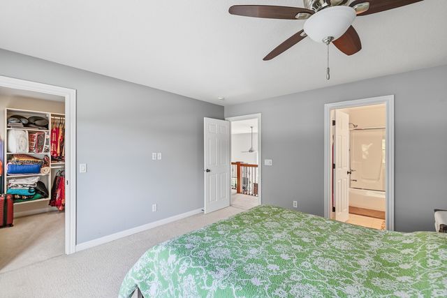 5091 PIGEON CREEK Trail, Bettendorf, IA 52722