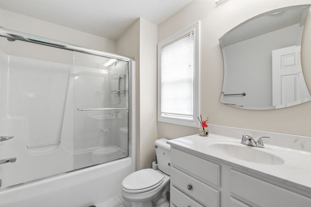 5091 PIGEON CREEK Trail, Bettendorf, IA 52722