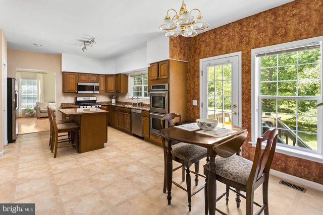 1744 OLD TRENTON RD, West Windsor, NJ 08550