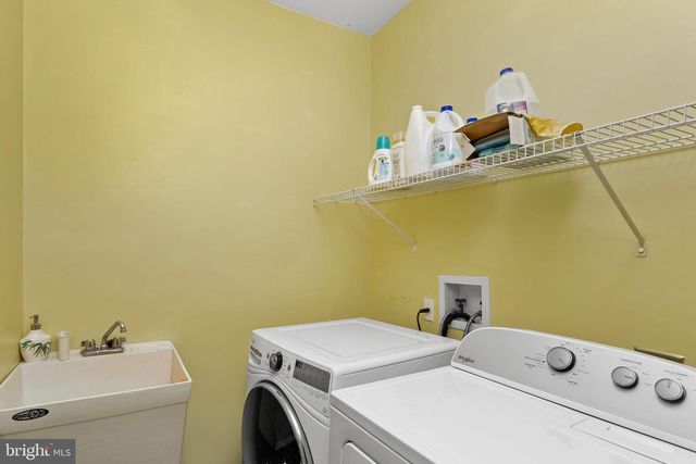 1744 OLD TRENTON RD, West Windsor, NJ 08550