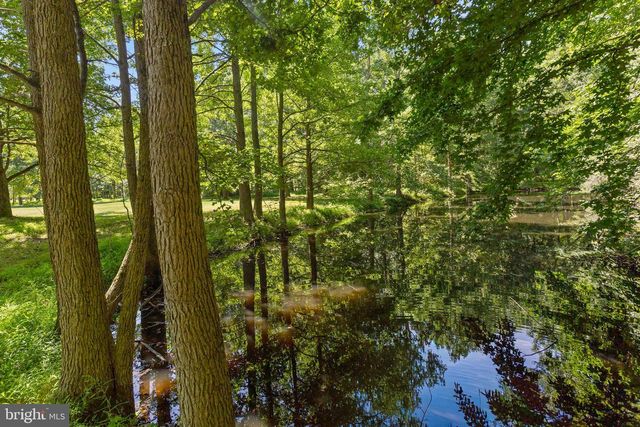 1744 OLD TRENTON RD, West Windsor, NJ 08550