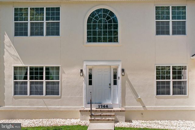 1744 OLD TRENTON RD, West Windsor, NJ 08550