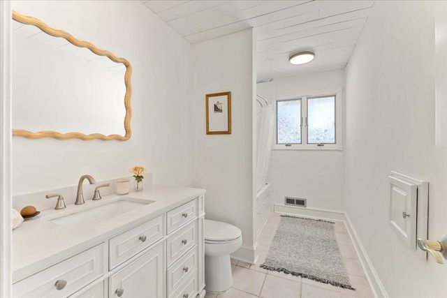 196 Cottonwood Court, Stillwater, MN 55082