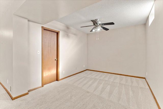 196 Cottonwood Court, Stillwater, MN 55082