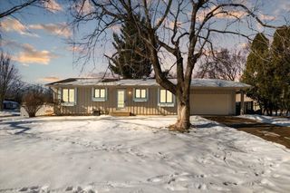 196 Cottonwood Court, Stillwater, MN 55082