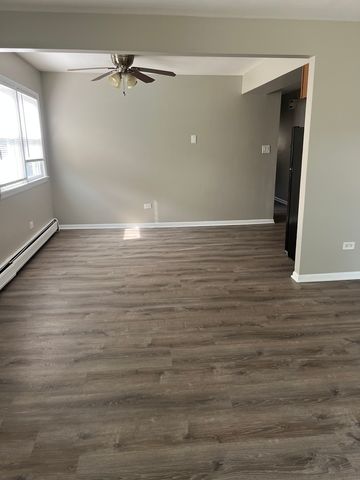8130 Marion Street 2W, Justice, IL 60458