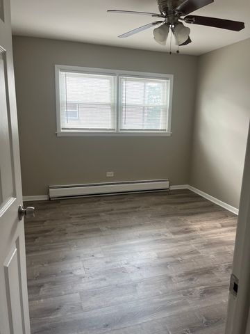 8130 Marion Street 2W, Justice, IL 60458