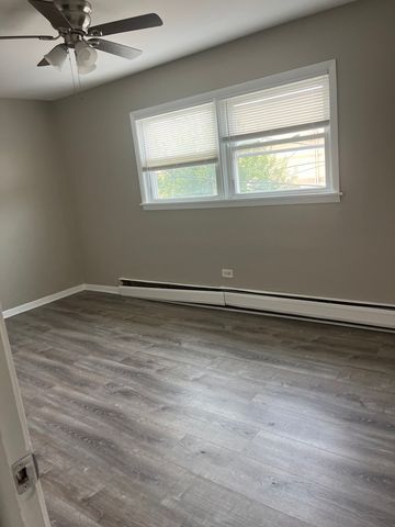 8130 Marion Street 2W, Justice, IL 60458