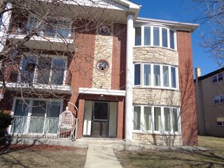 8130 Marion Street 2W, Justice, IL 60458