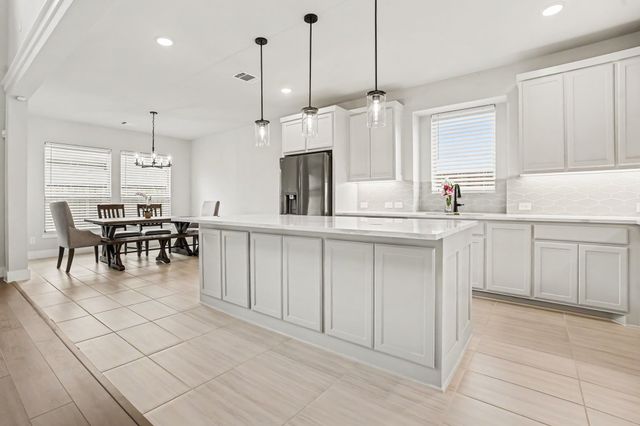 1806 Whisperwood Way, Midlothian, TX 76065