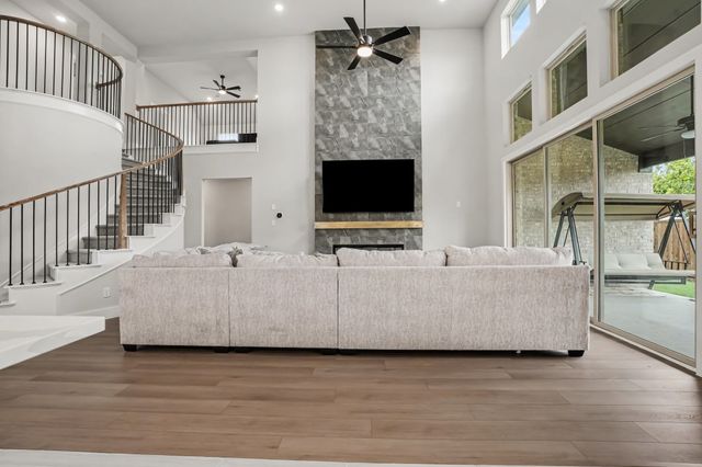 1806 Whisperwood Way, Midlothian, TX 76065