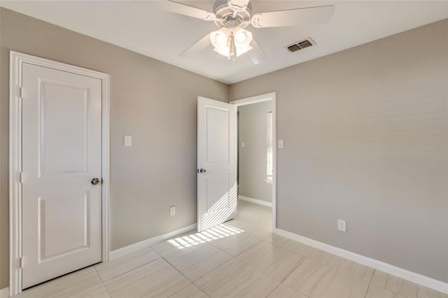 2301 Stillmeadow Drive, Arlington, TX 76014