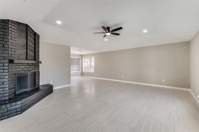 2301 Stillmeadow Drive, Arlington, TX 76014