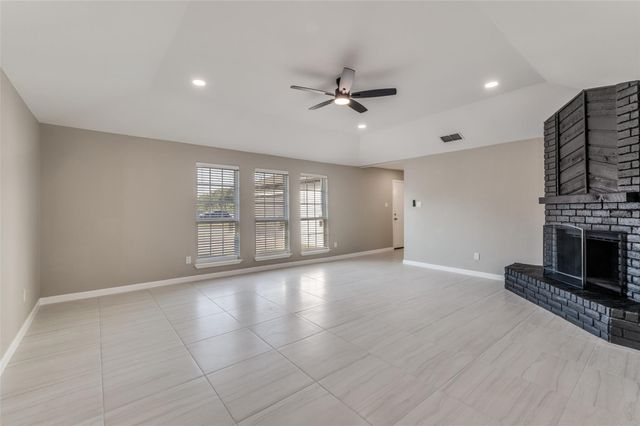 2301 Stillmeadow Drive, Arlington, TX 76014