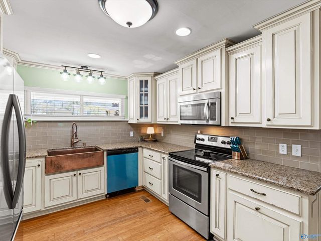 303 Wheeler Street NW, Hartselle, AL 35640