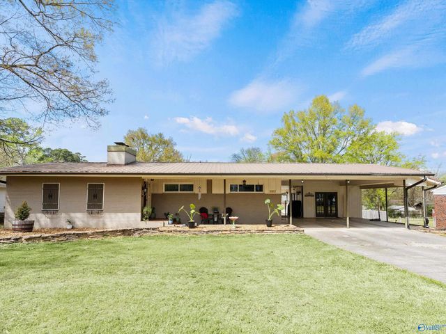 303 Wheeler Street NW, Hartselle, AL 35640