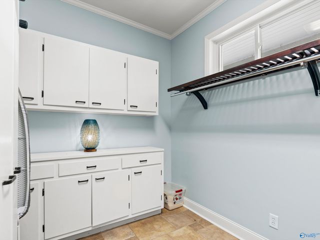 303 Wheeler Street NW, Hartselle, AL 35640