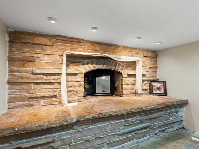 303 Wheeler Street NW, Hartselle, AL 35640