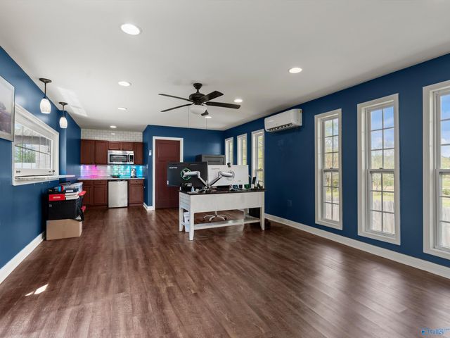 303 Wheeler Street NW, Hartselle, AL 35640