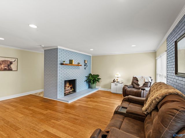 303 Wheeler Street NW, Hartselle, AL 35640