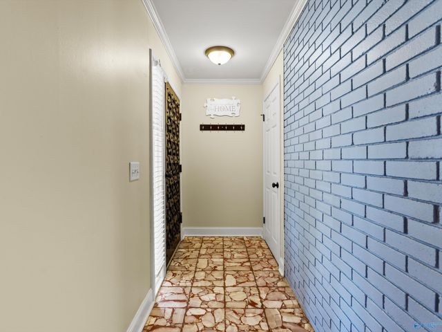 303 Wheeler Street NW, Hartselle, AL 35640