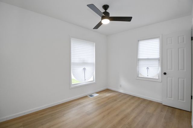 825 E 43rd Place, Gary, IN 46409