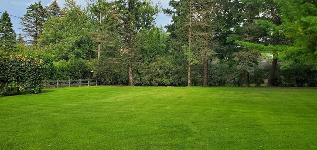 W160N9756 Colonial DRIVE, Germantown, WI 53022