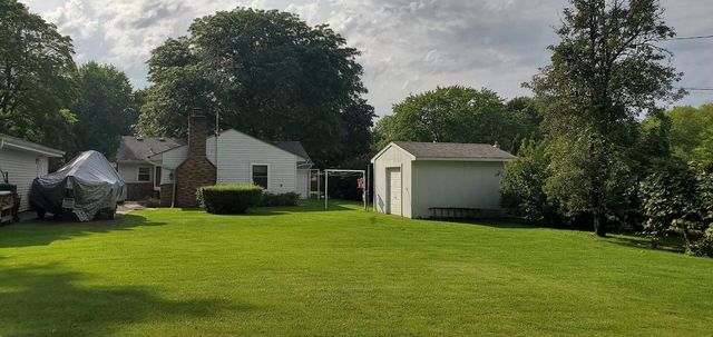 W160N9756 Colonial DRIVE, Germantown, WI 53022